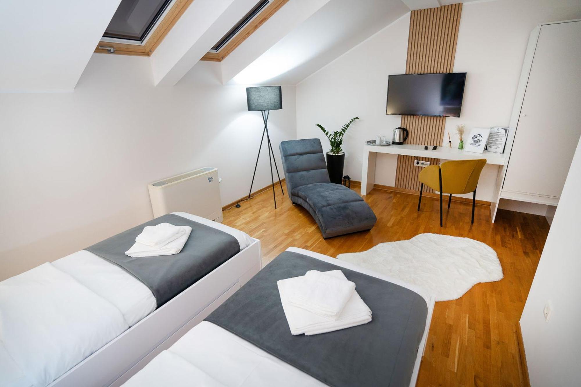Mini Hotel Riverlux Apartments Bačka Palanka Εξωτερικό φωτογραφία