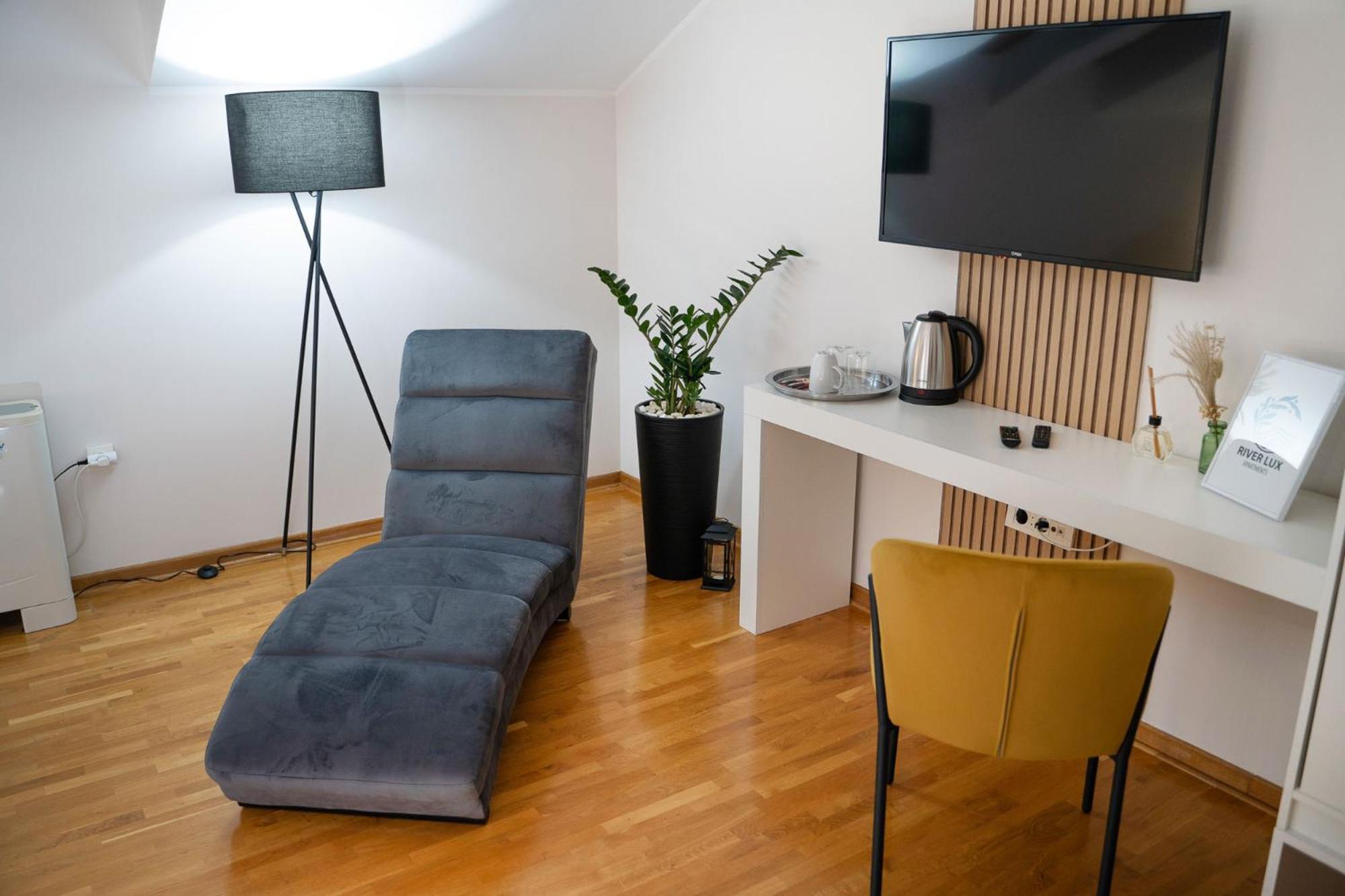 Mini Hotel Riverlux Apartments Bačka Palanka Εξωτερικό φωτογραφία