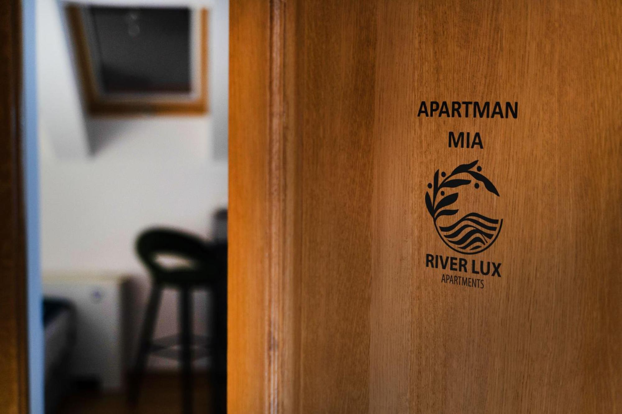Mini Hotel Riverlux Apartments Bačka Palanka Εξωτερικό φωτογραφία